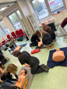 Kurs pierwszej pomocy dla szkół ponadpodstawowych